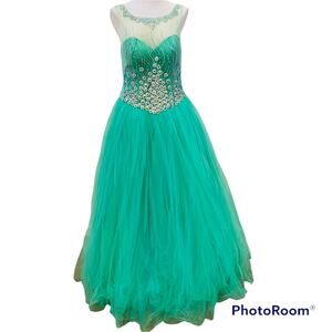 NWT Giosue Jade Green Beaded Cinderella Quinceanera Prom Dress Sz 12